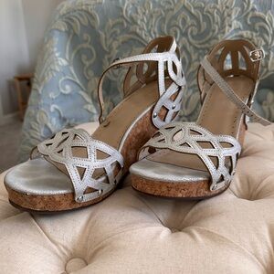 Adrienne Vittadini Wedges